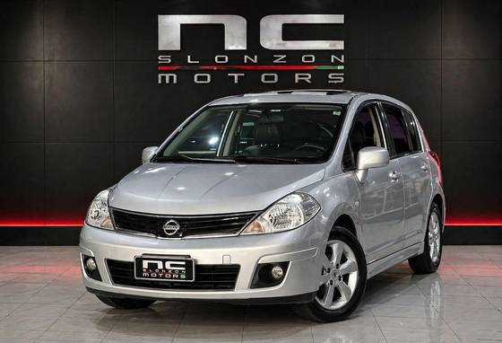 NISSAN TIIDA 1.8 SL 16V FLEX 4P MANUAL